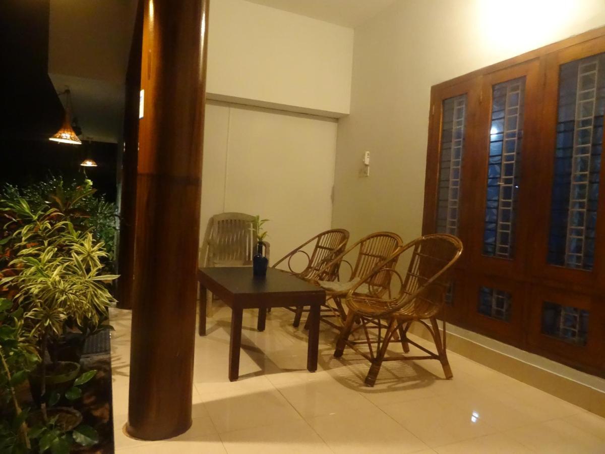 Lodge Varkala Villa